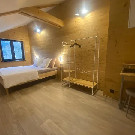 Chalet Muguet & Jaccuzi Privatif Rochesson